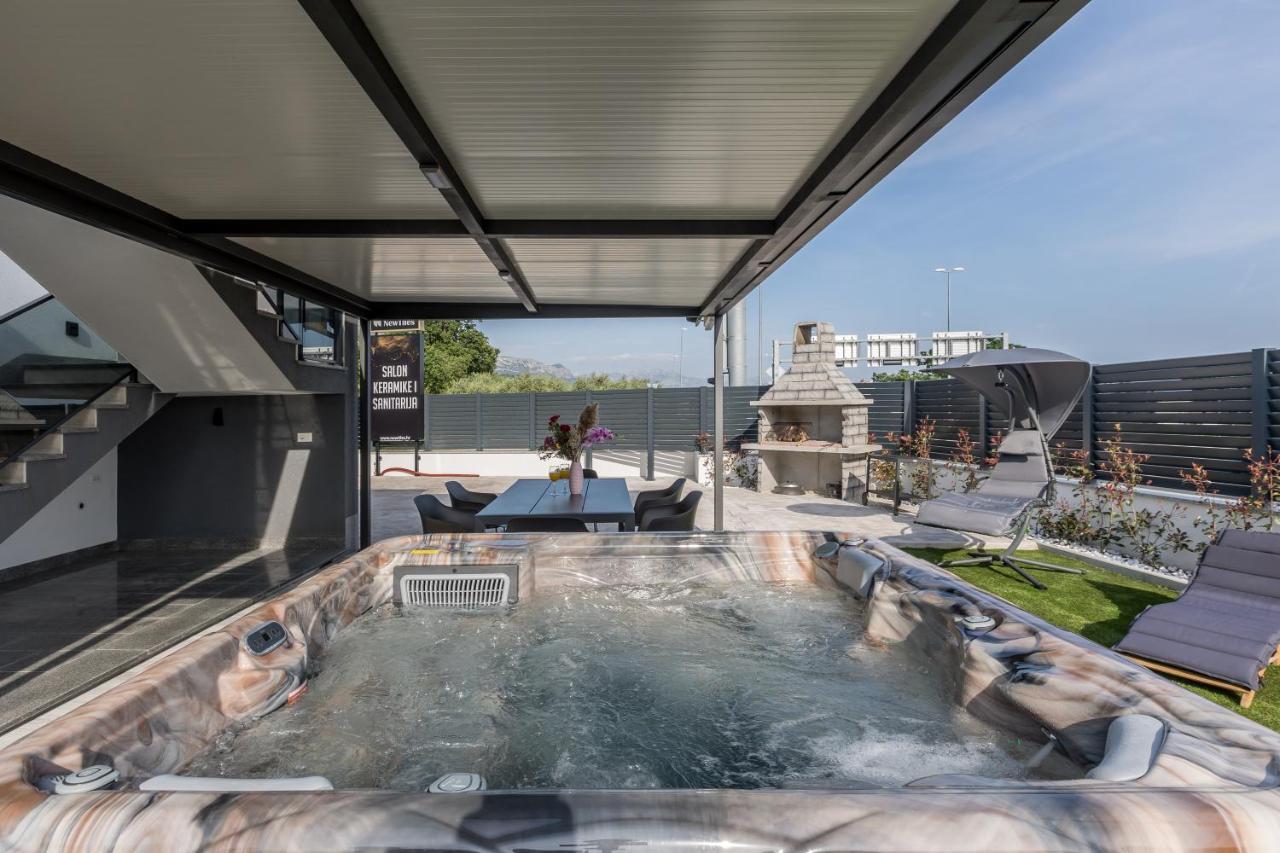 Luxury Apartments Katarina Kastela Ngoại thất bức ảnh