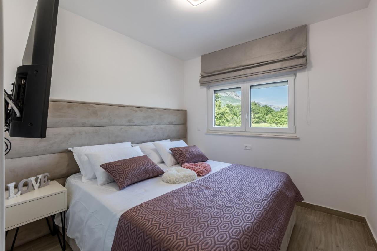Luxury Apartments Katarina Kastela Ngoại thất bức ảnh