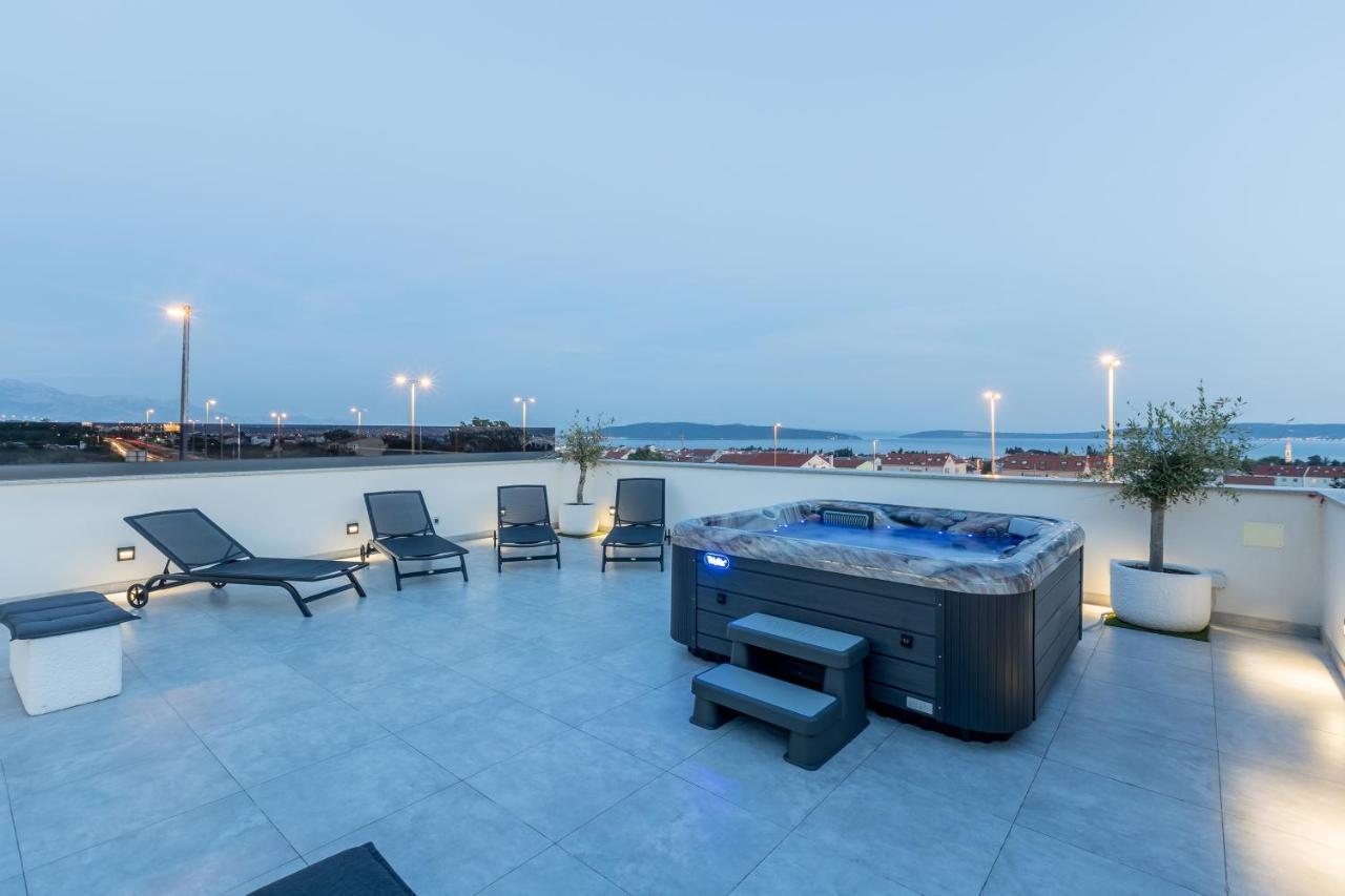 Luxury Apartments Katarina Kastela Ngoại thất bức ảnh