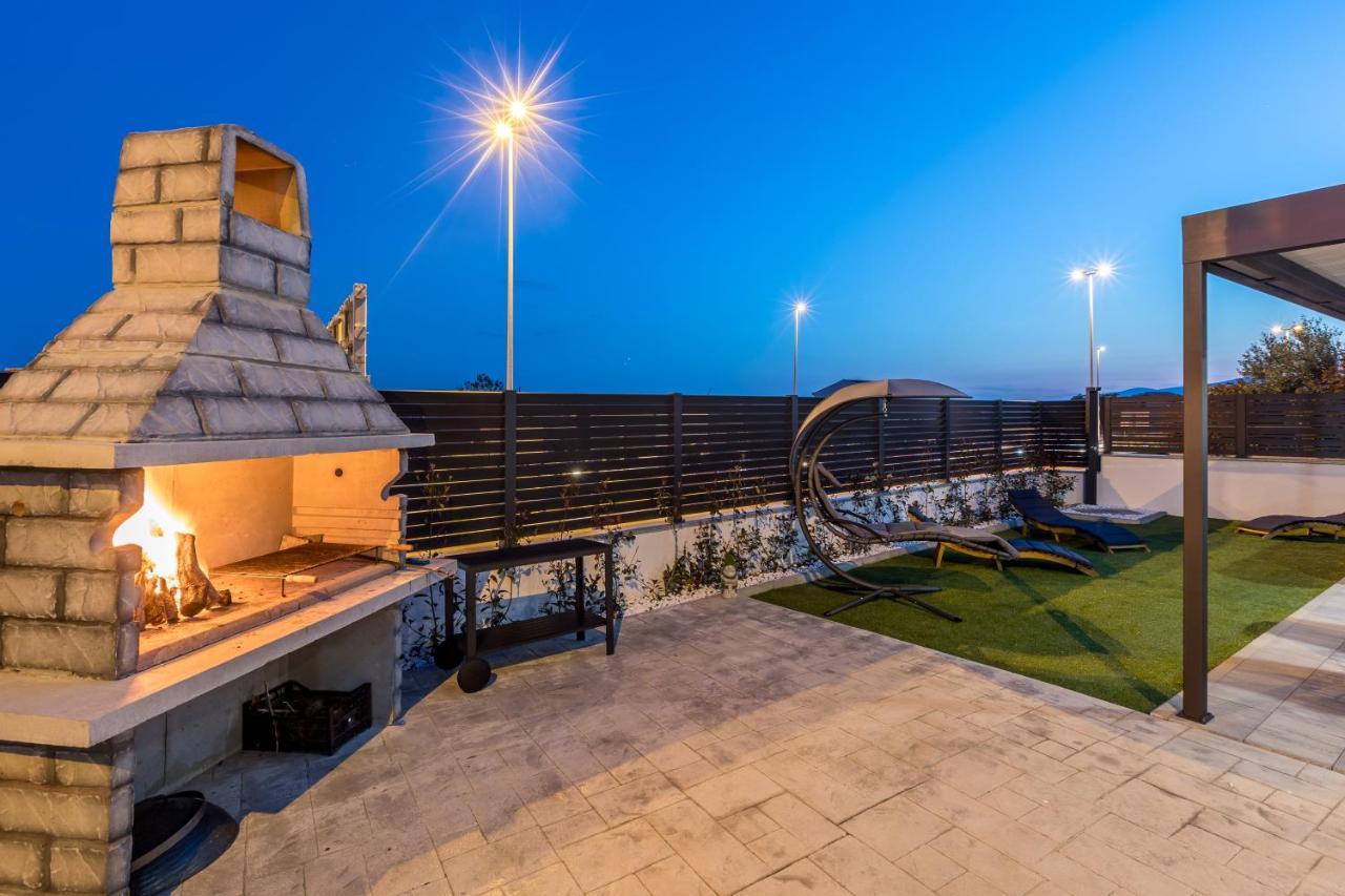 Luxury Apartments Katarina Kastela Ngoại thất bức ảnh