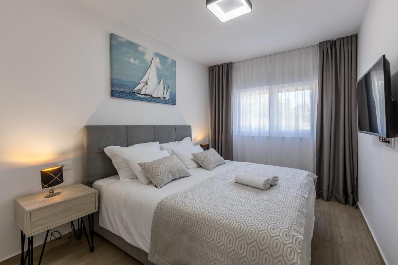 Luxury Apartments Katarina Kastela Ngoại thất bức ảnh