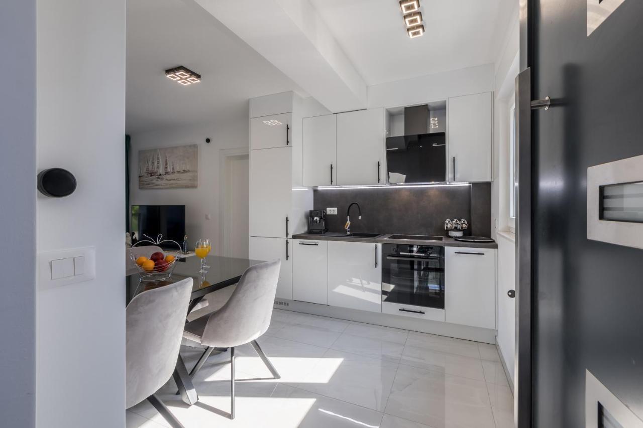 Luxury Apartments Katarina Kastela Ngoại thất bức ảnh
