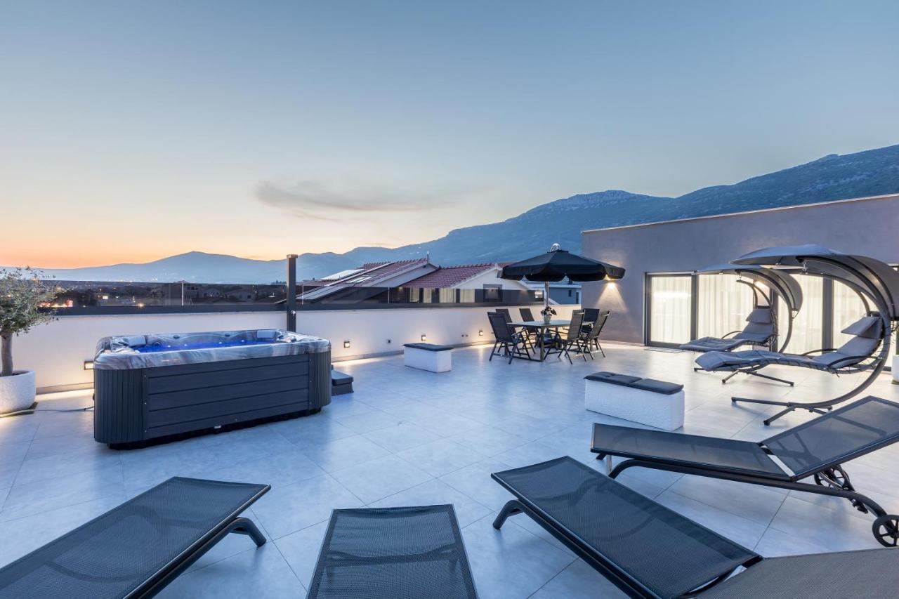Luxury Apartments Katarina Kastela Ngoại thất bức ảnh